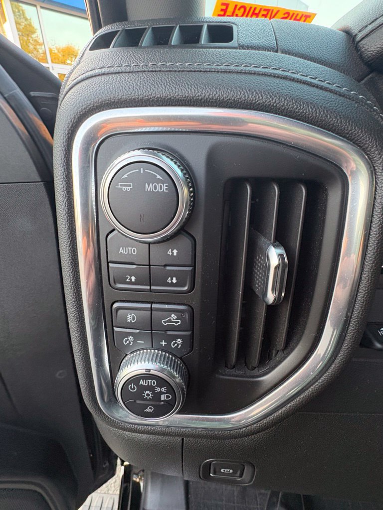 Used 2021 GMC Sierra 1500 Denali w/ Denali Carbonpro Edition AWD/4WD image 22
