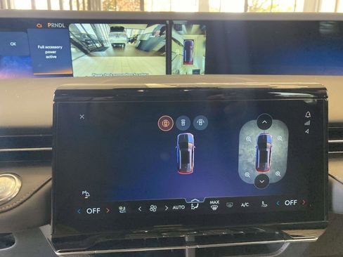 New 2026 Lincoln Nautilus Premier w/ Equipment Group 102A image 24