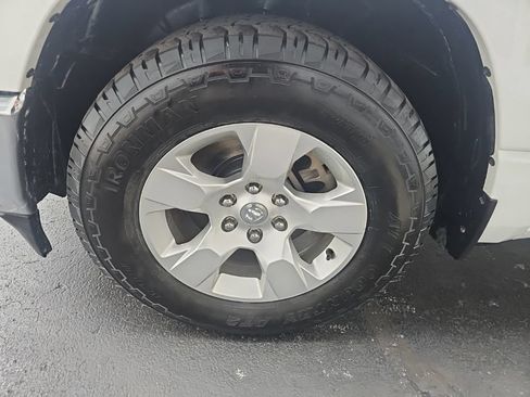 Used 2020 RAM 1500 Big Horn w/ Trailer Tow Group AWD/4WD image 8