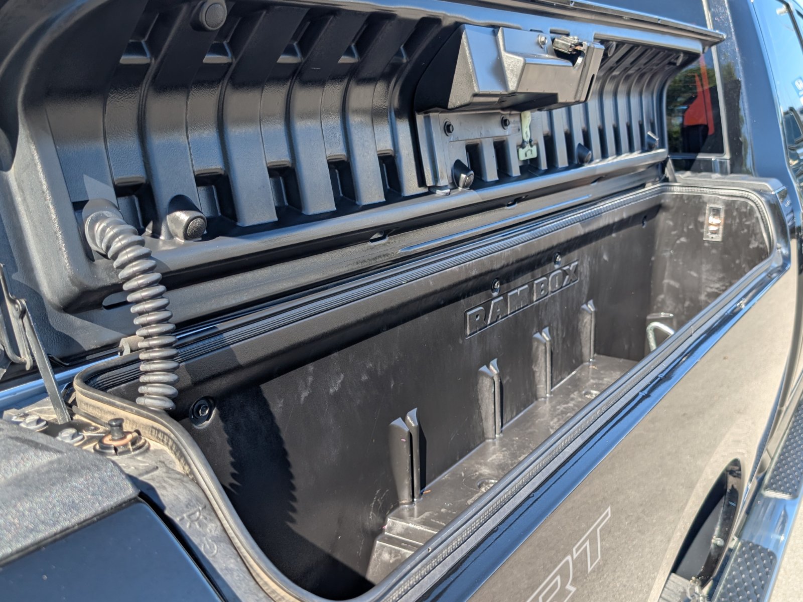Used 2023 RAM 3500 Laramie AWD/4WD image 19
