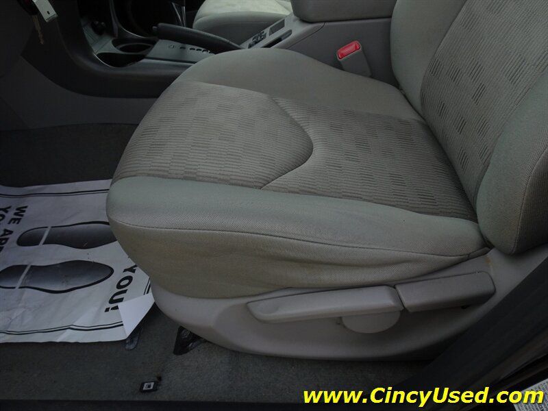 Used 2011 Toyota RAV4 4WD w/ Base L4 Extra Value Pkg image 20