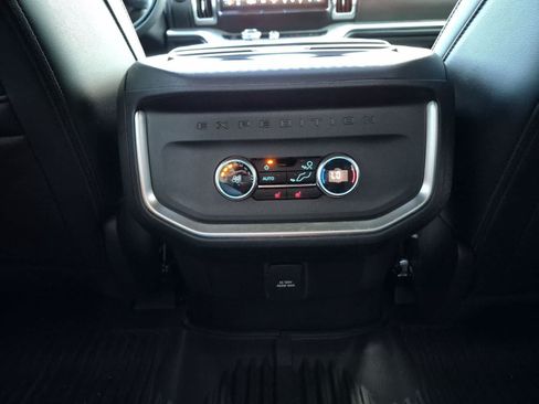 Used 2025 Ford Expedition Tremor AWD/4WD image 21