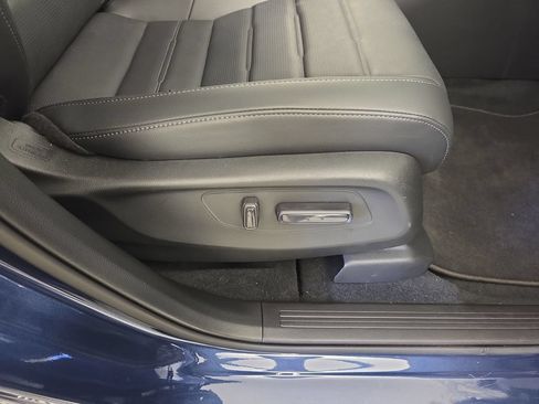 Certified 2026 Honda CR-V EX-L image 31