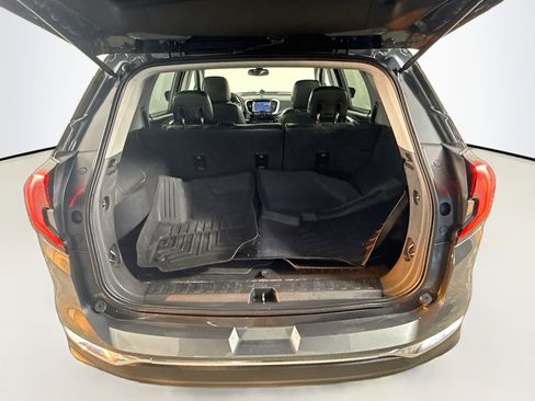 Used 2018 GMC Terrain SLT image 35