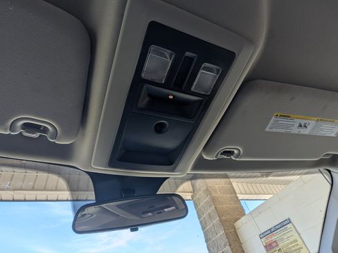 Used 2021 RAM 1500 Classic SLT image 29