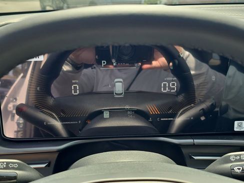 New 2026 Kia Sportage EX image 32