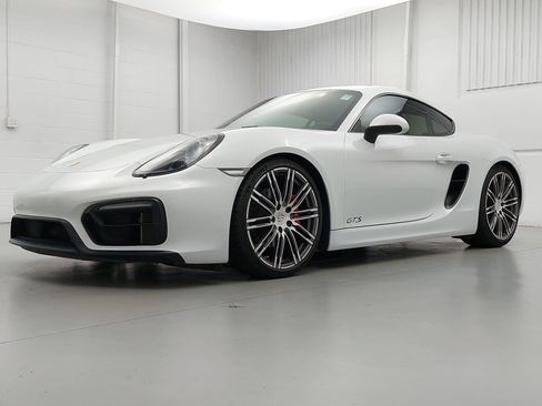 Certified 2015 Porsche Cayman GTS RWD image 1
