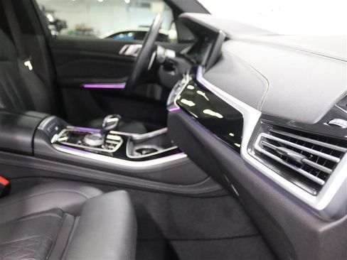 Used 2020 BMW X5 M50i w/ Executive Package AWD/4WD image 32