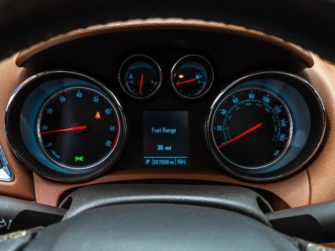 Used 2014 Buick Encore Premium image 15