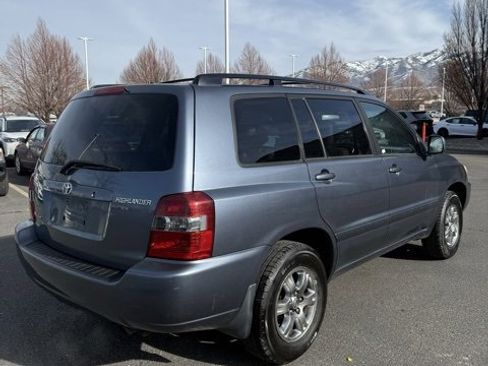 Used 2005 Toyota Highlander V6 image 2