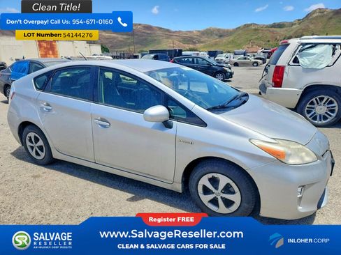 Used 2012 Toyota Prius Two FWD image 5