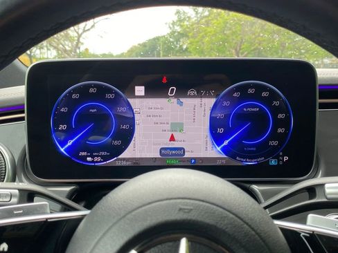 Used 2023 Mercedes-Benz EQS 450+ SUV image 37