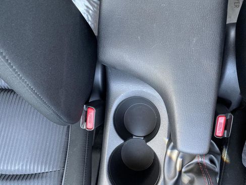 Used 2014 MAZDA MAZDA3 i Touring FWD image 6