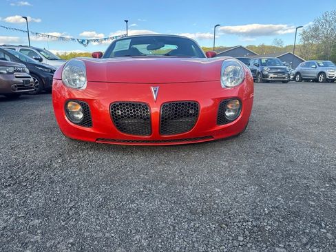 Used 2008 Pontiac Solstice GXP RWD image 4