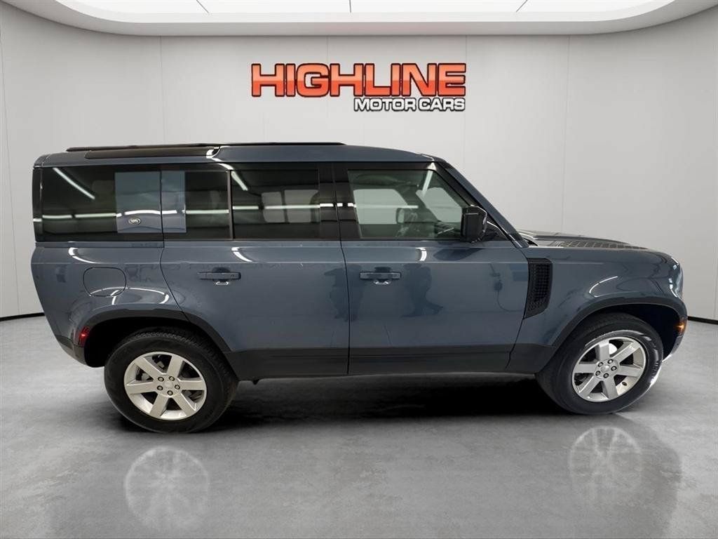 Used 2020 Land Rover Defender 110 S AWD/4WD image 4