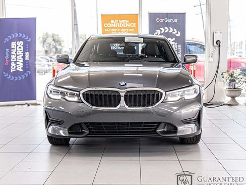 Used 2021 BMW 330i xDrive Sedan w/ Convenience Package AWD/4WD image 2