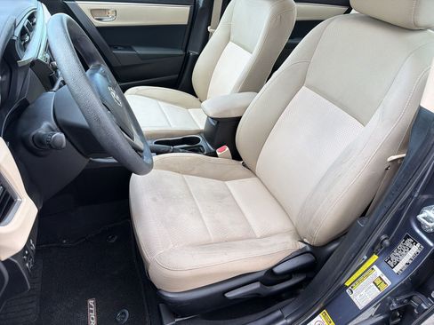 Used 2015 Toyota Corolla LE FWD image 5