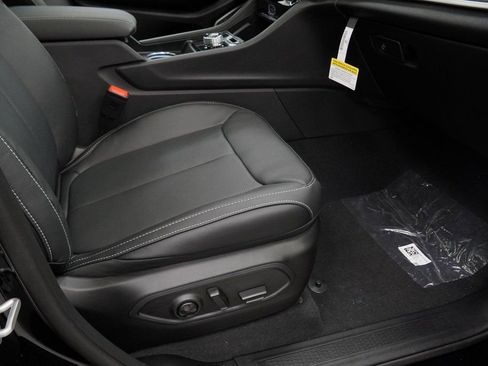 New 2026 Jeep Grand Cherokee Limited image 38