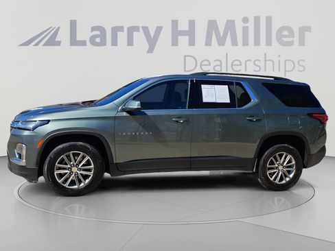 Used 2022 Chevrolet Traverse LT AWD/4WD image 2