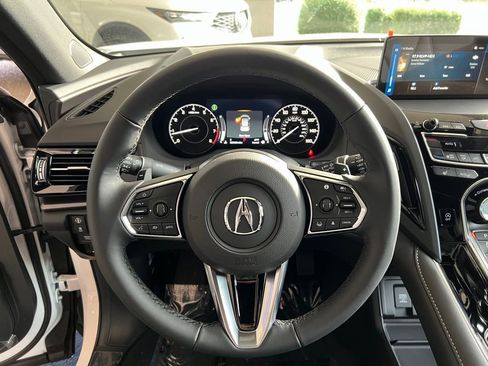 New 2026 Acura RDX SH-AWD image 17