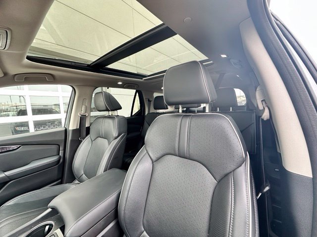 Used 2023 Honda Pilot Elite image 9
