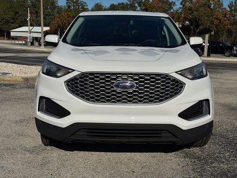 Used 2024 Ford Edge SEL image 2