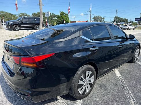 Used 2020 Nissan Altima 2.5 S FWD image 7