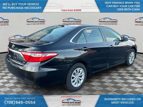 Used 2016 Toyota Camry LE image 4