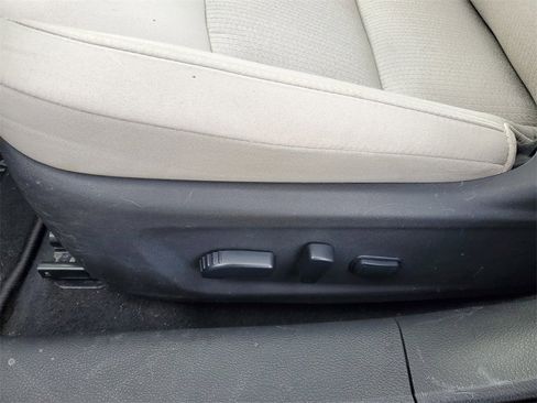 Used 2020 Nissan Altima 2.5 SV image 11