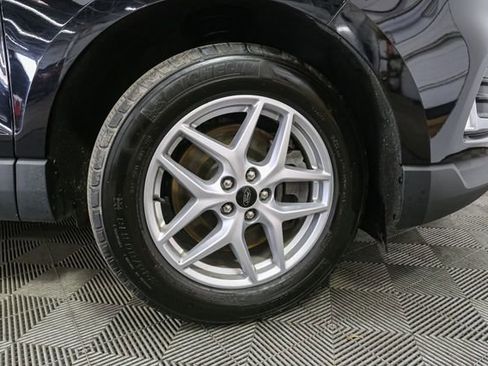 Used 2024 Ford Edge SEL w/ Convenience Package image 15