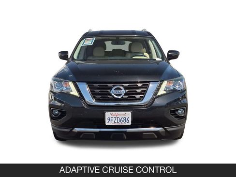Used 2020 Nissan Pathfinder SV FWD image 4