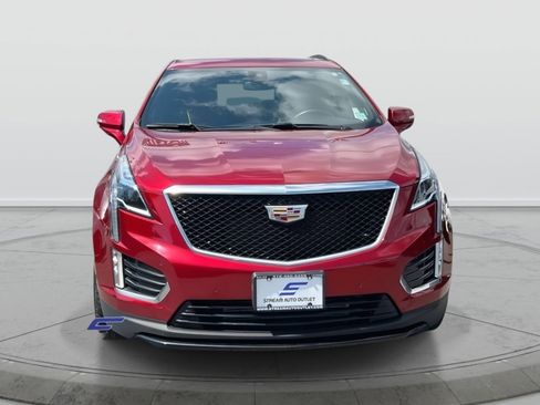 Used 2022 Cadillac XT5 Sportv image 2