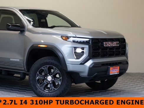 Used 2024 GMC Canyon Elevation image 3