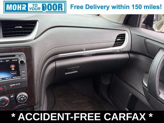 Used 2017 Chevrolet Traverse LT w/ Style and Technology Package FWD image 29