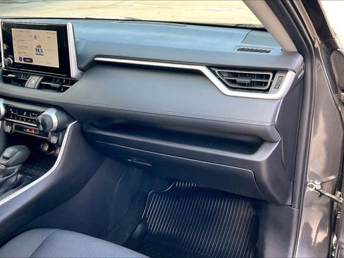 Used 2024 Toyota RAV4 LE image 18