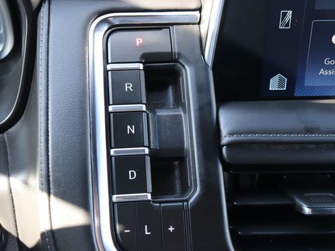Used 2024 Chevrolet Tahoe LT AWD/4WD image 40