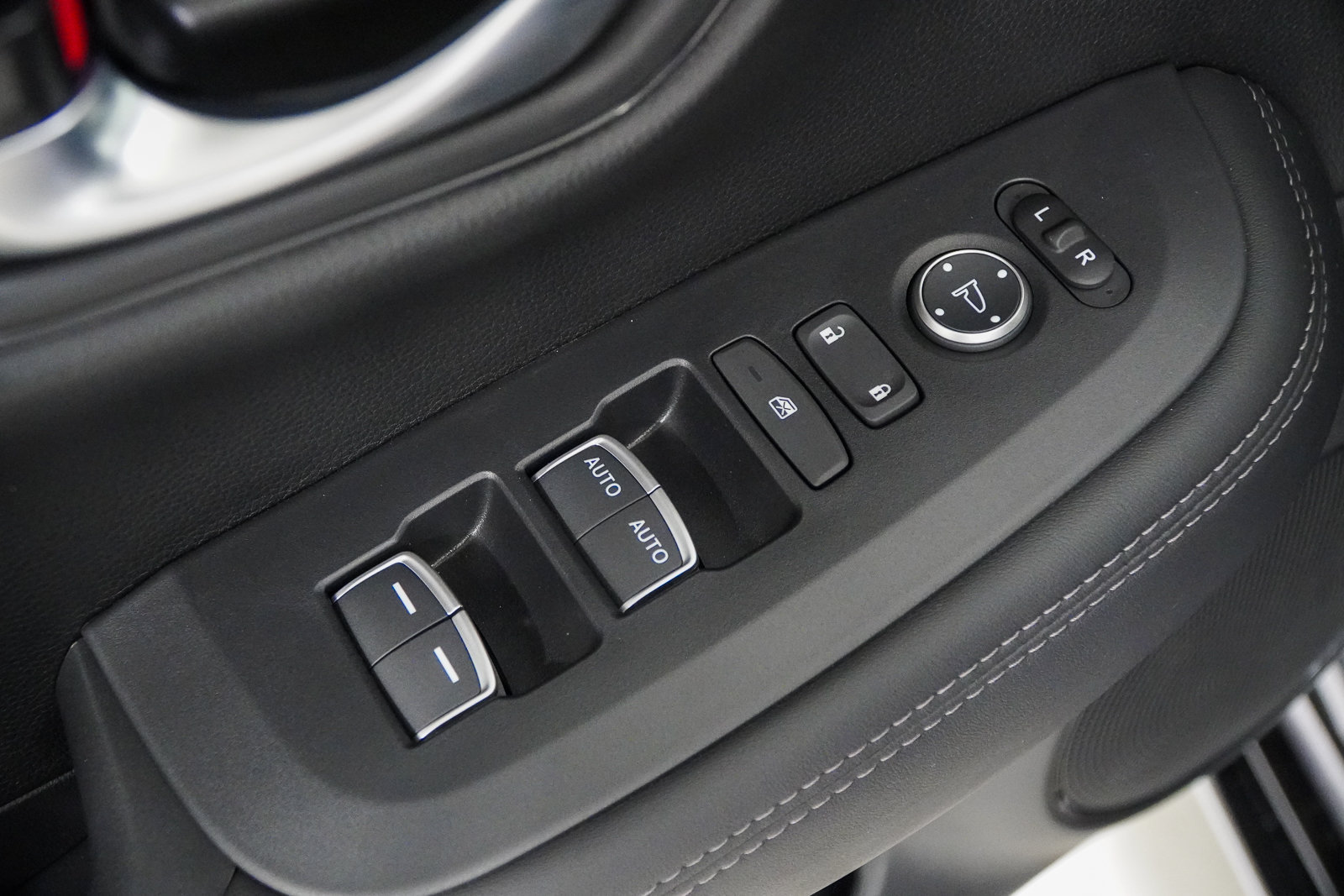 New 2027 Honda HR-V EX-L image 19