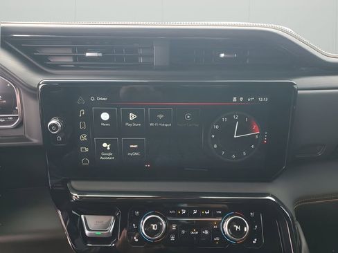 Used 2024 GMC Sierra 1500 AT4 w/ Technology Package image 37