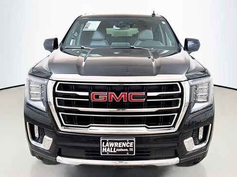 Used 2023 GMC Yukon XL SLT AWD/4WD image 2