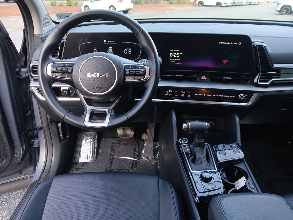 Used 2024 Kia Sportage EX FWD image 14