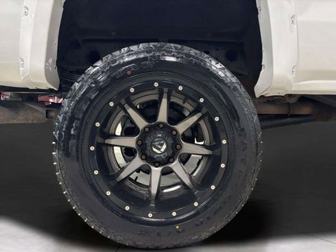 Used 2015 GMC Sierra 2500 SLE image 15