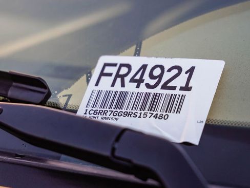 Certified 2024 RAM 1500 Classic SLT image 28