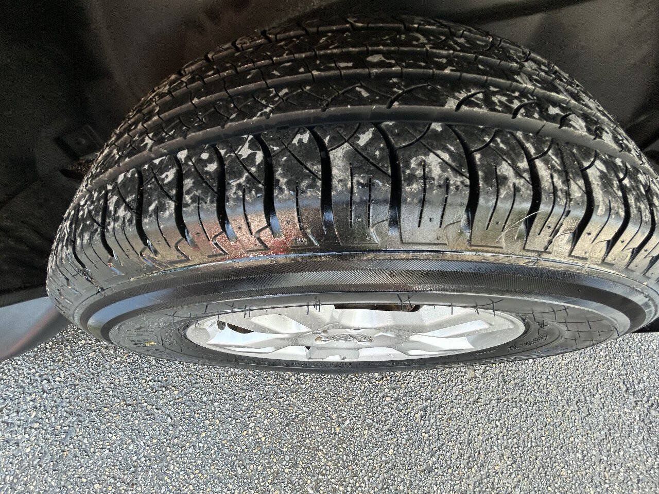 Used 2005 Acura MDX Touring AWD/4WD image 39