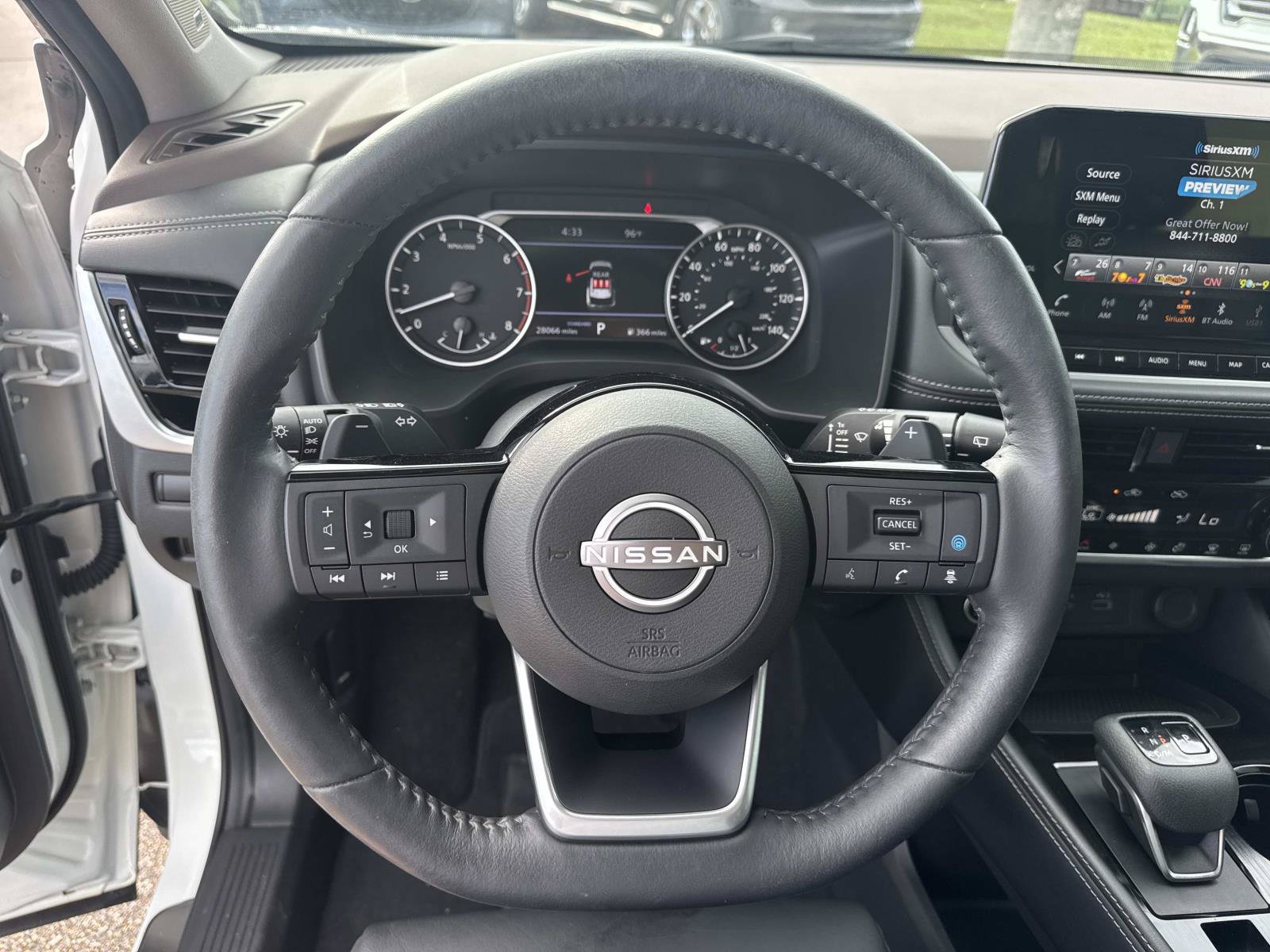 Used 2023 Nissan Rogue SL w/ SL Premium Package FWD image 24