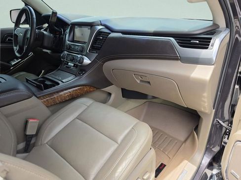 Used 2016 Chevrolet Tahoe LTZ AWD/4WD image 15