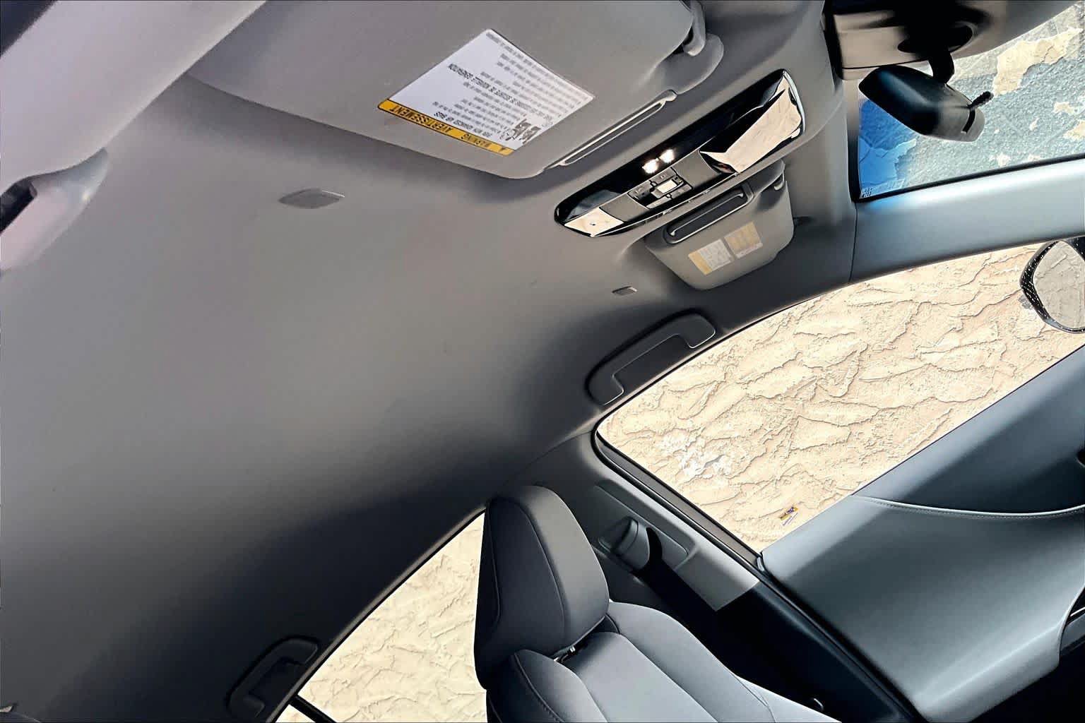Certified 2024 Toyota Venza LE AWD/4WD image 14
