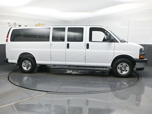 New 2025 Chevrolet Express 3500 LT w/ LT Preferred Equipment Group RWD image 29