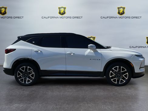 Used 2023 Chevrolet Blazer RS FWD image 4