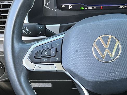 Used 2022 Volkswagen Atlas SE FWD image 12
