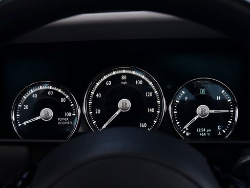 Used 2021 Rolls-Royce Cullinan image 15